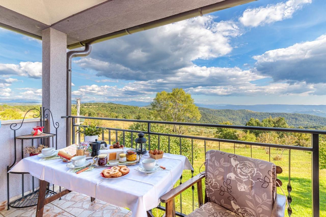 Apartments Sveti Leonard Oprtalj ภายนอก รูปภาพ
