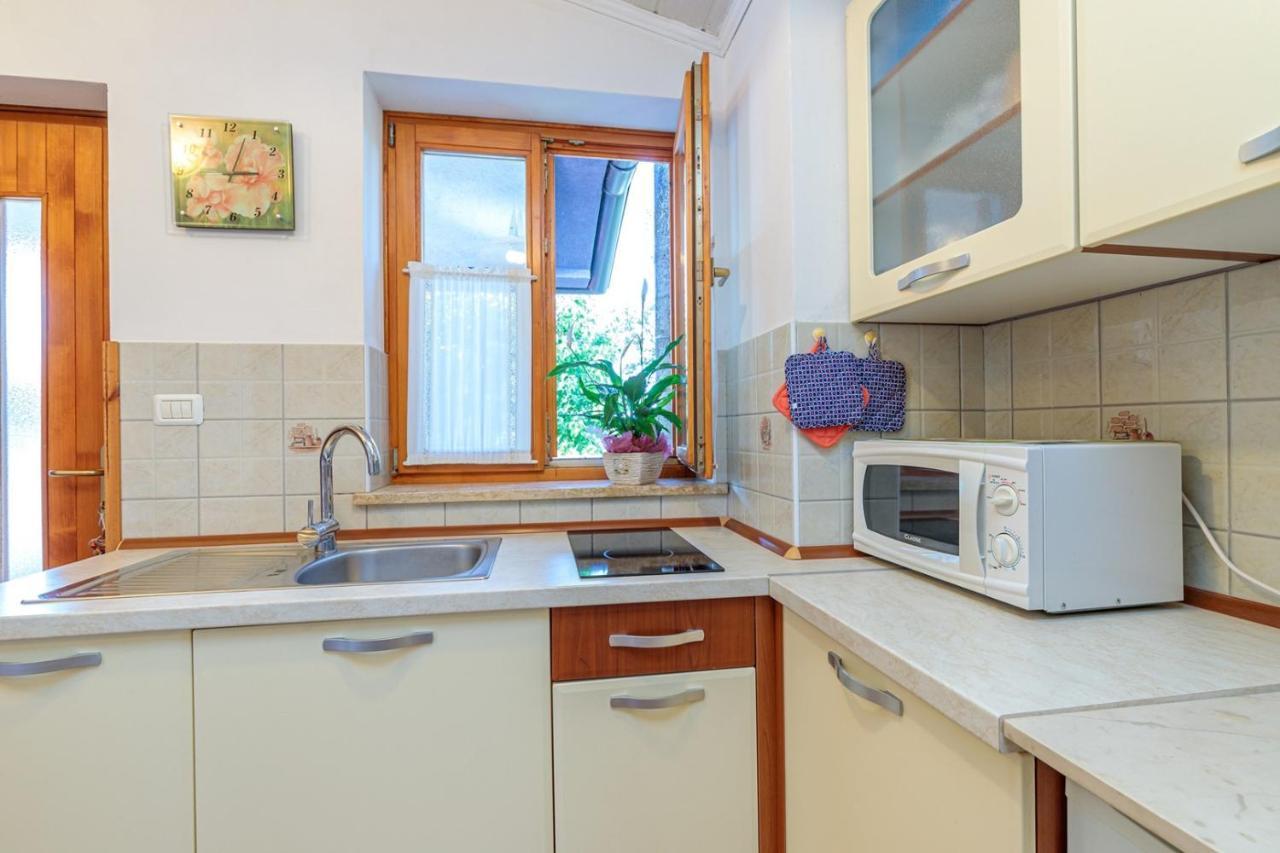 Apartments Sveti Leonard Oprtalj ภายนอก รูปภาพ